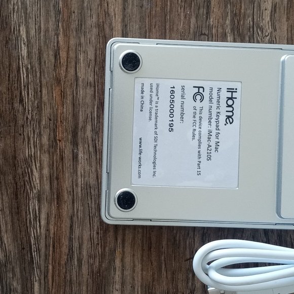 iHome 20 Button Keypad for Mac & PC USB Connectivity Compact Design Plug n Play - Picture 3 of 5